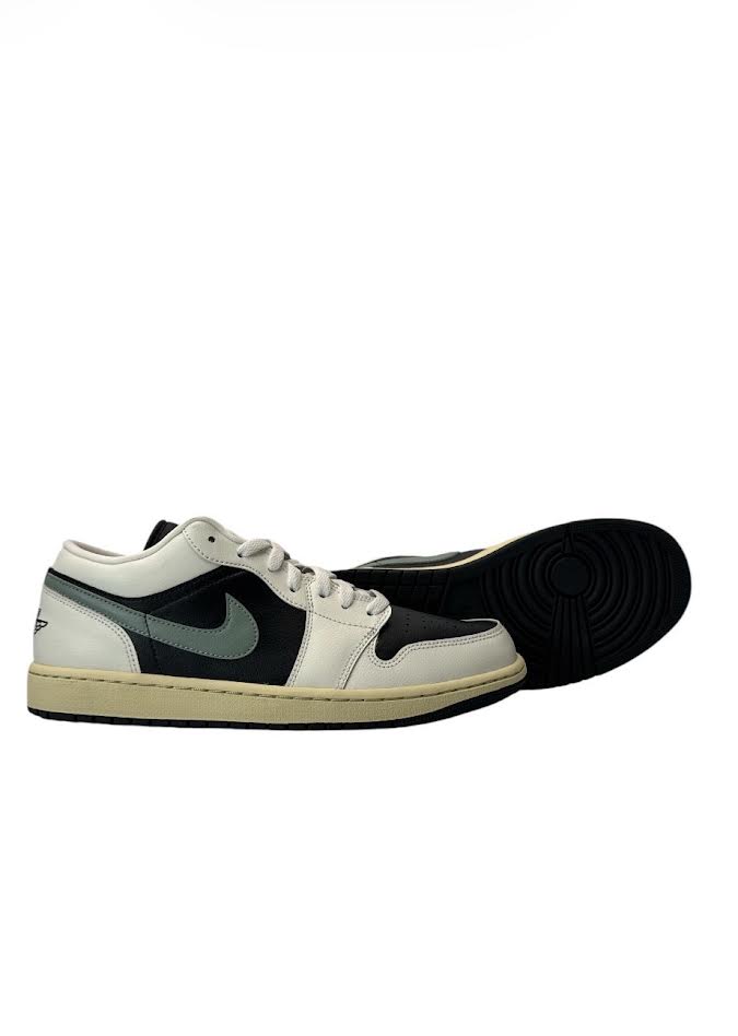 Women’s Air Jordan 1 Low Anthracite Jade Smoke DC0674-001 Size 12