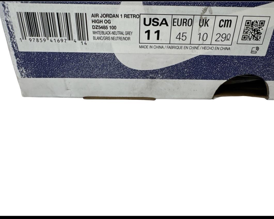 Air Jordan 1 Retro High OG White Black Size 11 DZ5485-100