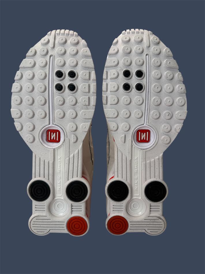 Women’s Nike Shox R4 White Phantom AR3565-103