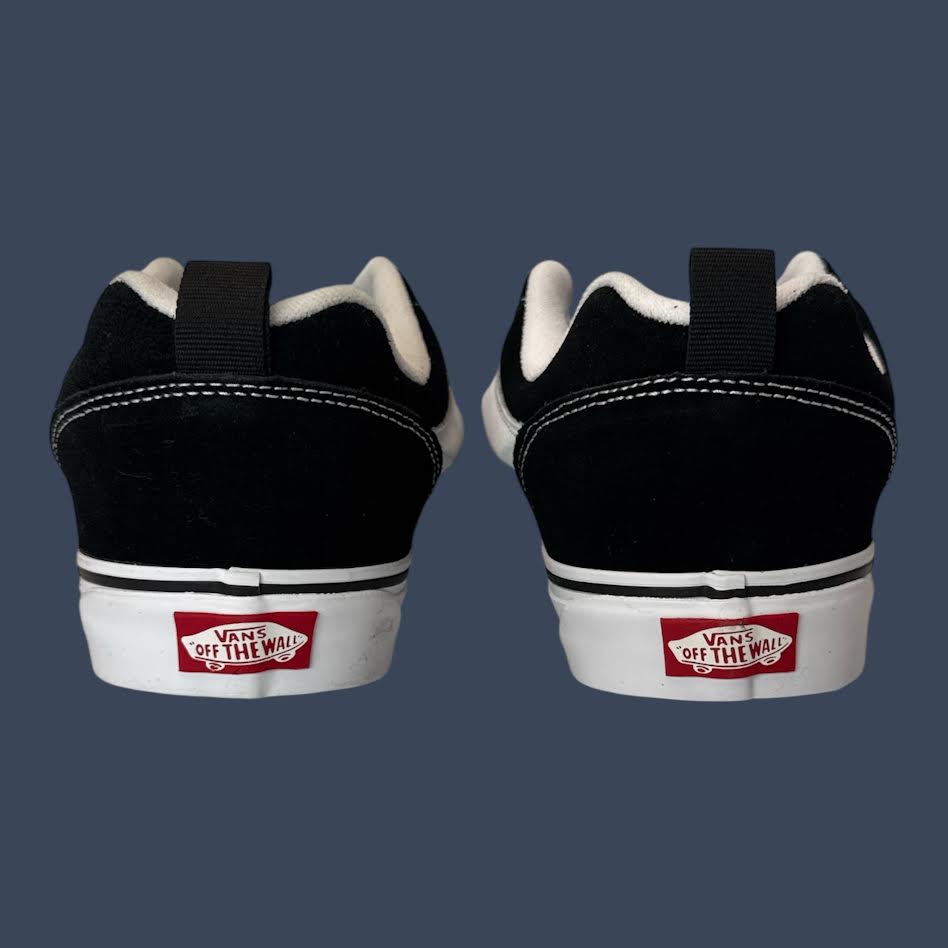 Vans Knu Skool Black/True White – VN0009QC6BT