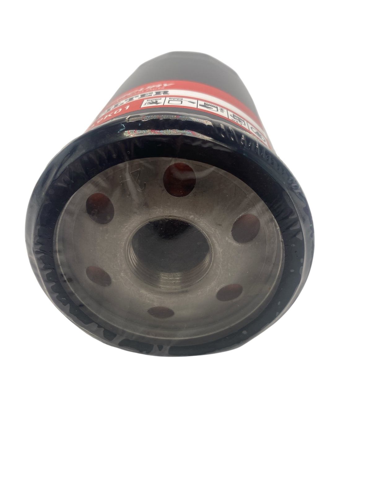 Close-up Mercury 35-877769K01 Oil Filter – OEM Screw-On Canister for Verado Inline 6 Outboard Engines