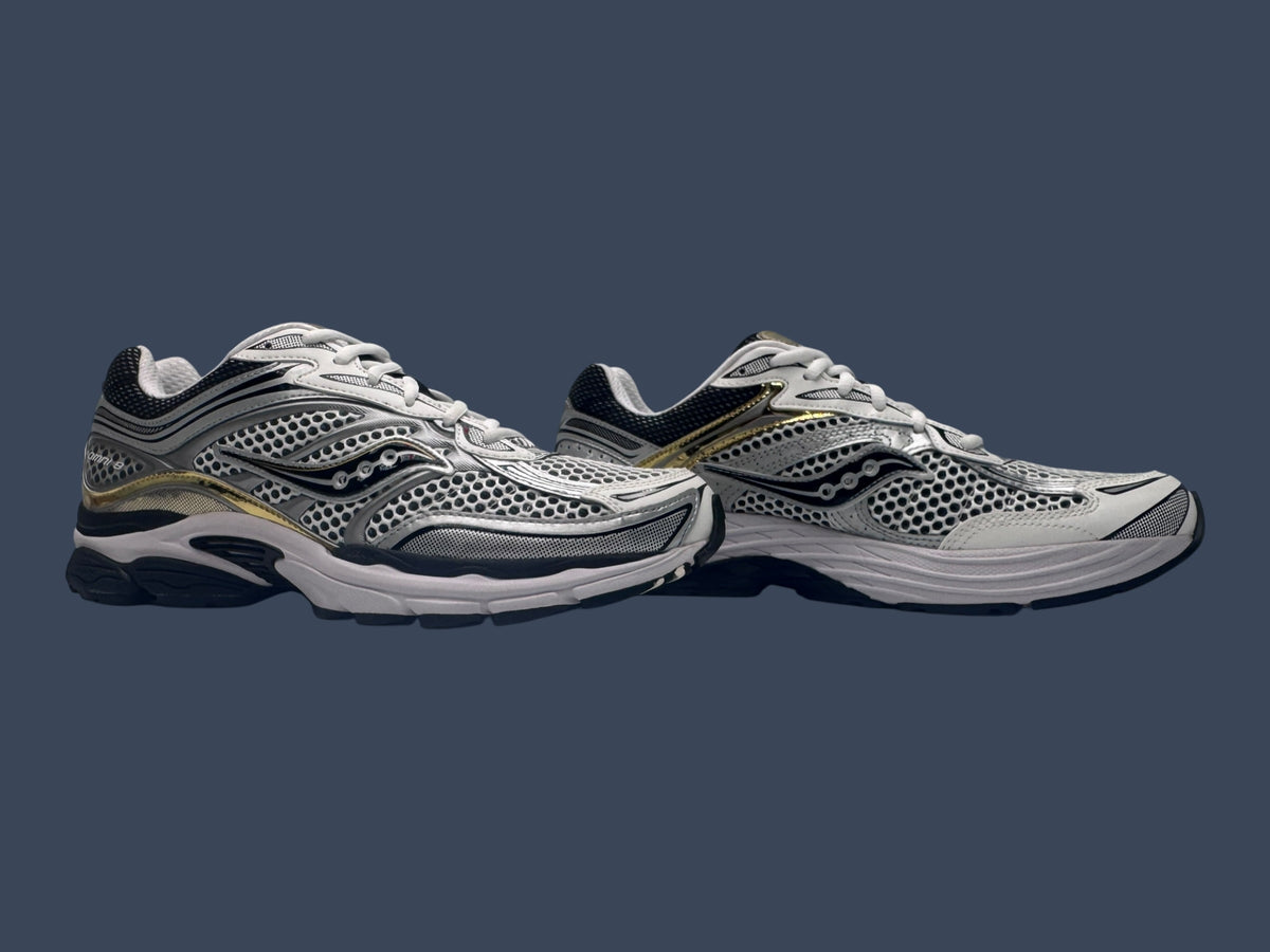 Saucony | ProGrid Omni 9 | Silver Gold | S70739-9