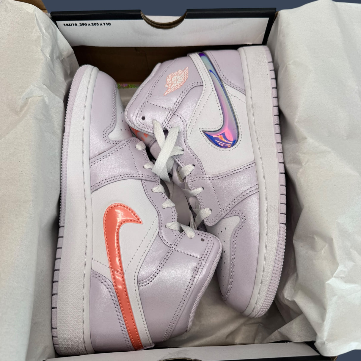 Air Jordan 1 Mid Barely Grape/Atomic Pink – IM4419-500