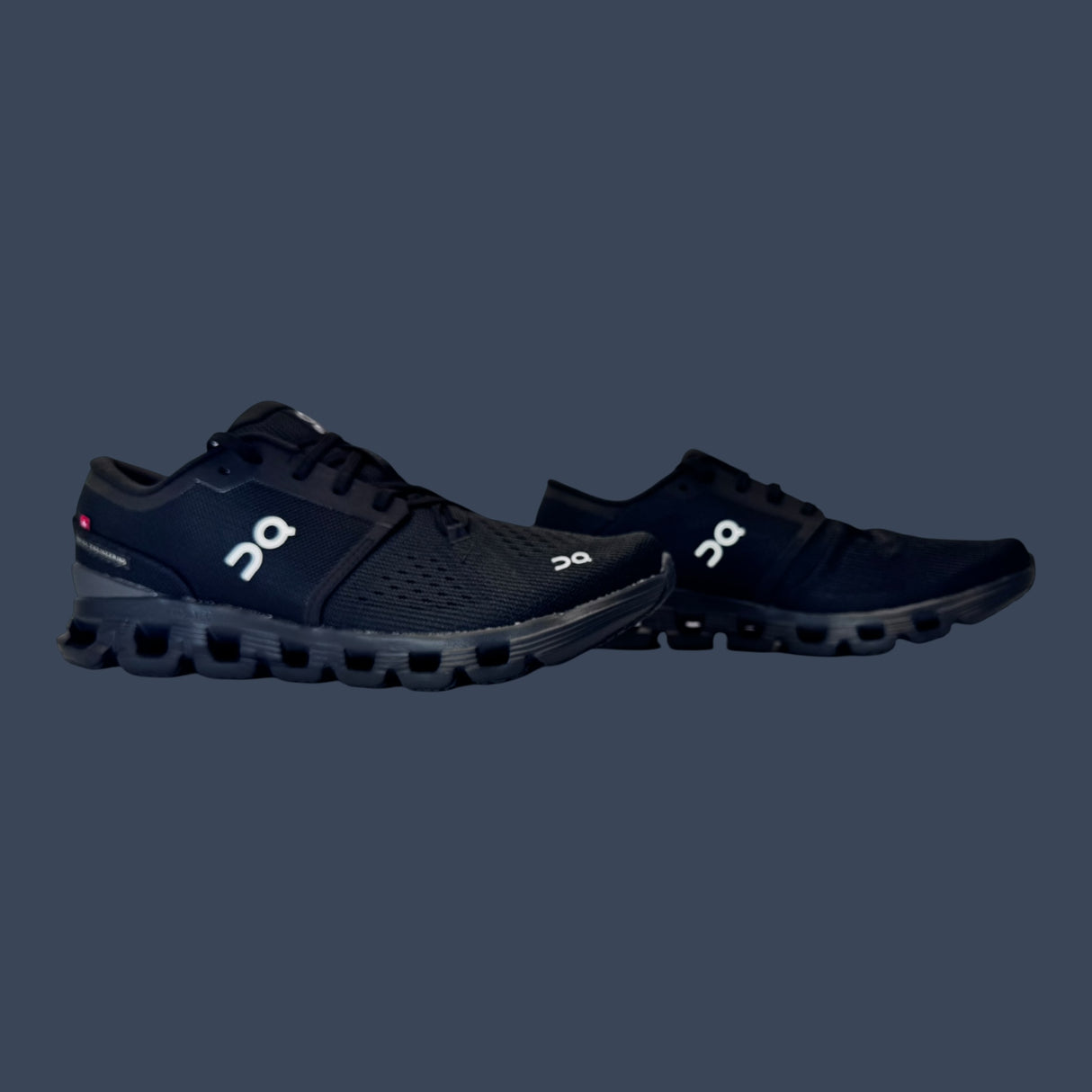 On Cloud X 4 Black/Eclipse | 3ME30040106