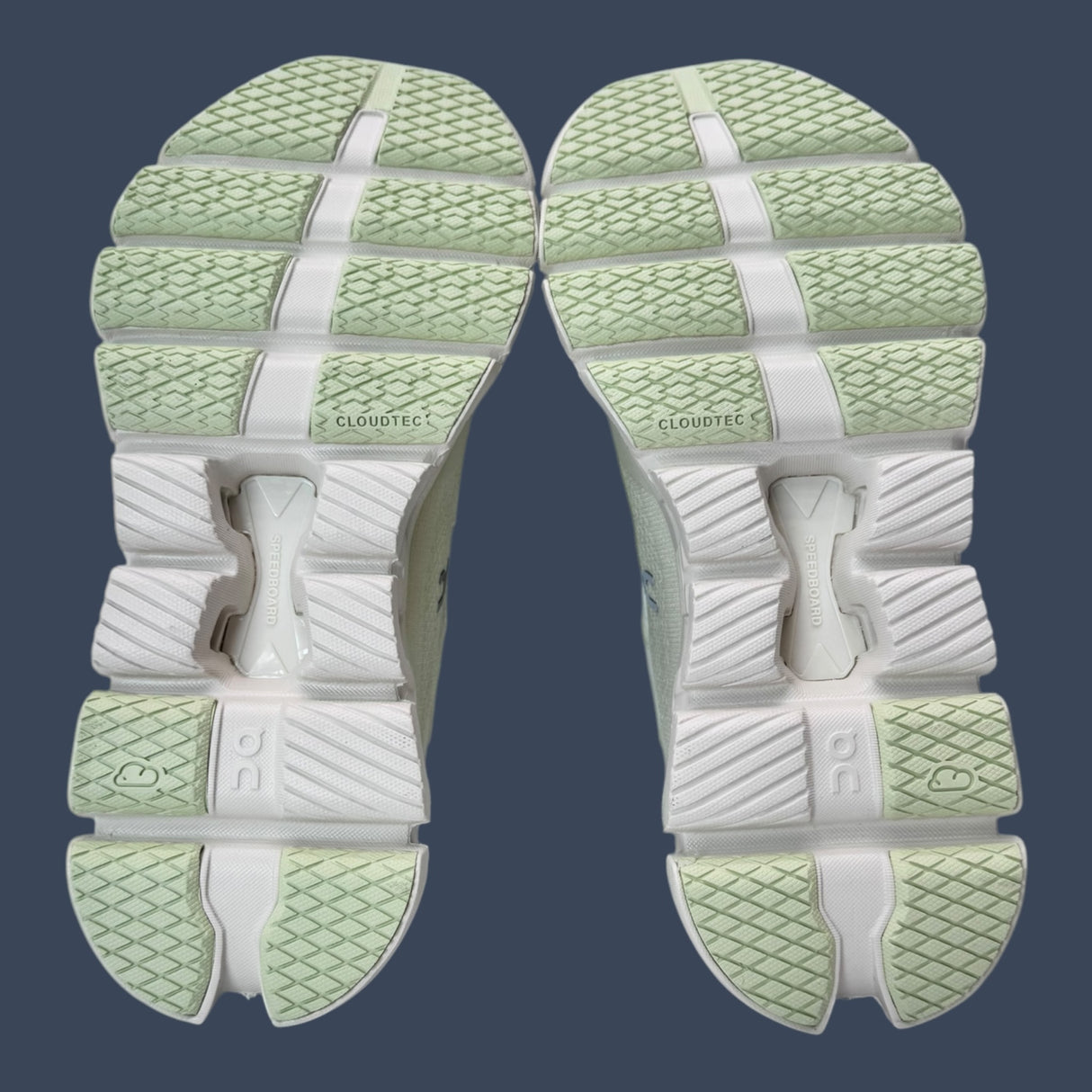 On Cloud X 4 AD | Seedling/Ghost | Women’s | 3WF10174769