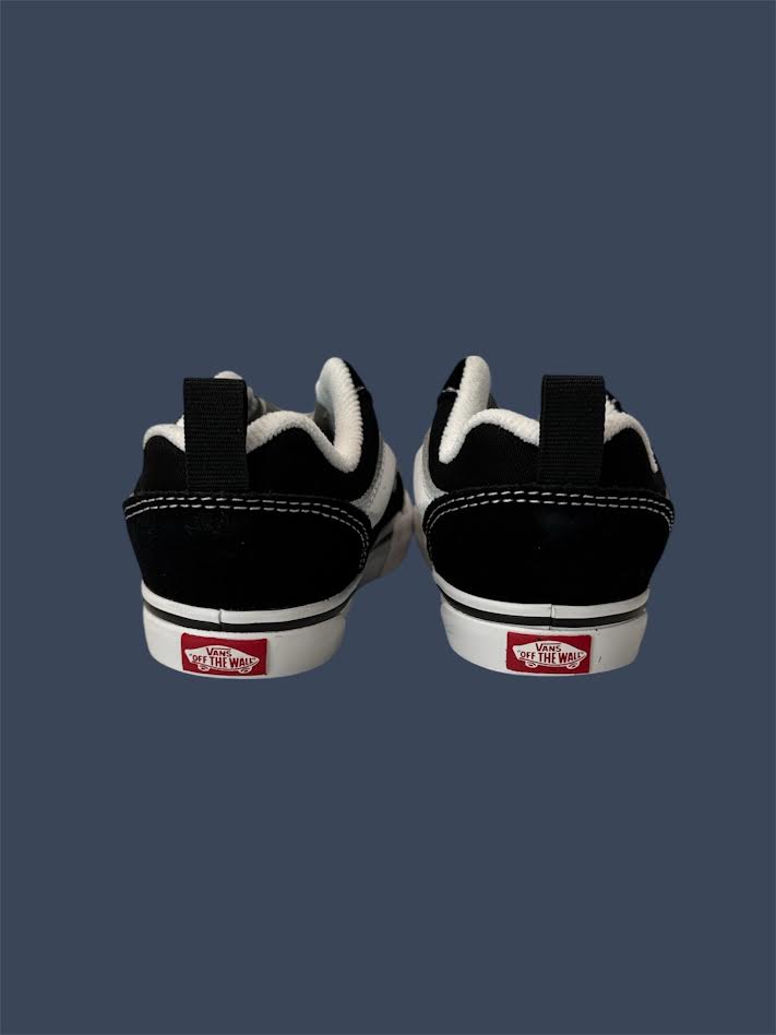 Vans Knu Skool Elastic Lace Kids Black/True White – VN000D0K6BT