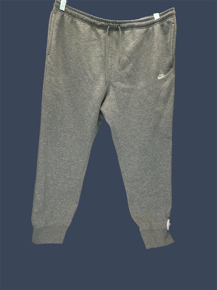 Nike Club Men’s Joggers Tapered FN3787-006