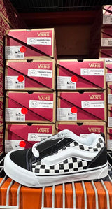 Vans Knu Skool Checkerboard Black/True White – VN000D22BP