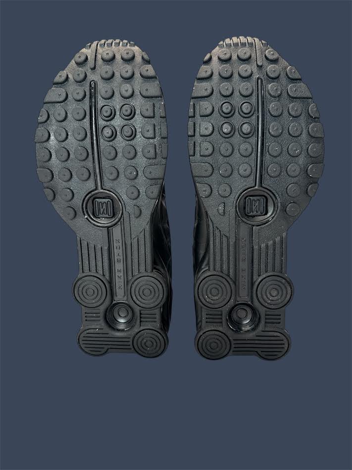Youth Nike Shox R4 GS Black Black CW2626-003