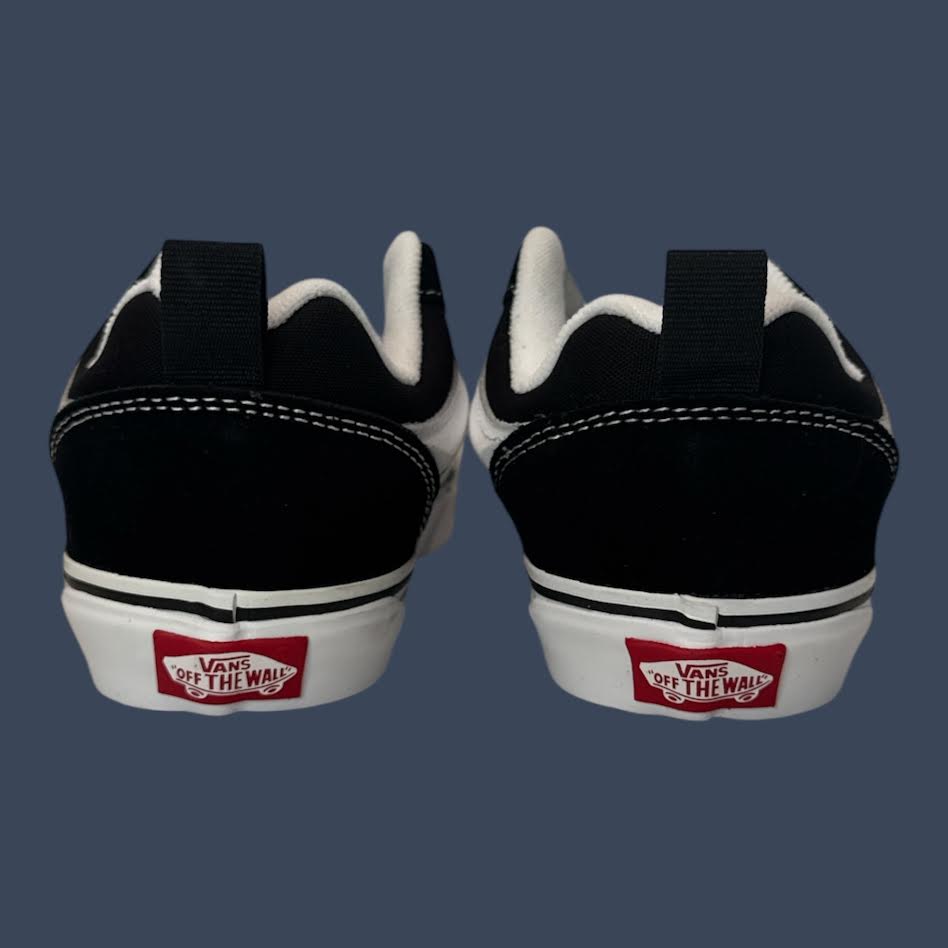 Vans Knu Skool Kids Black/True White – VN000CYU6BT