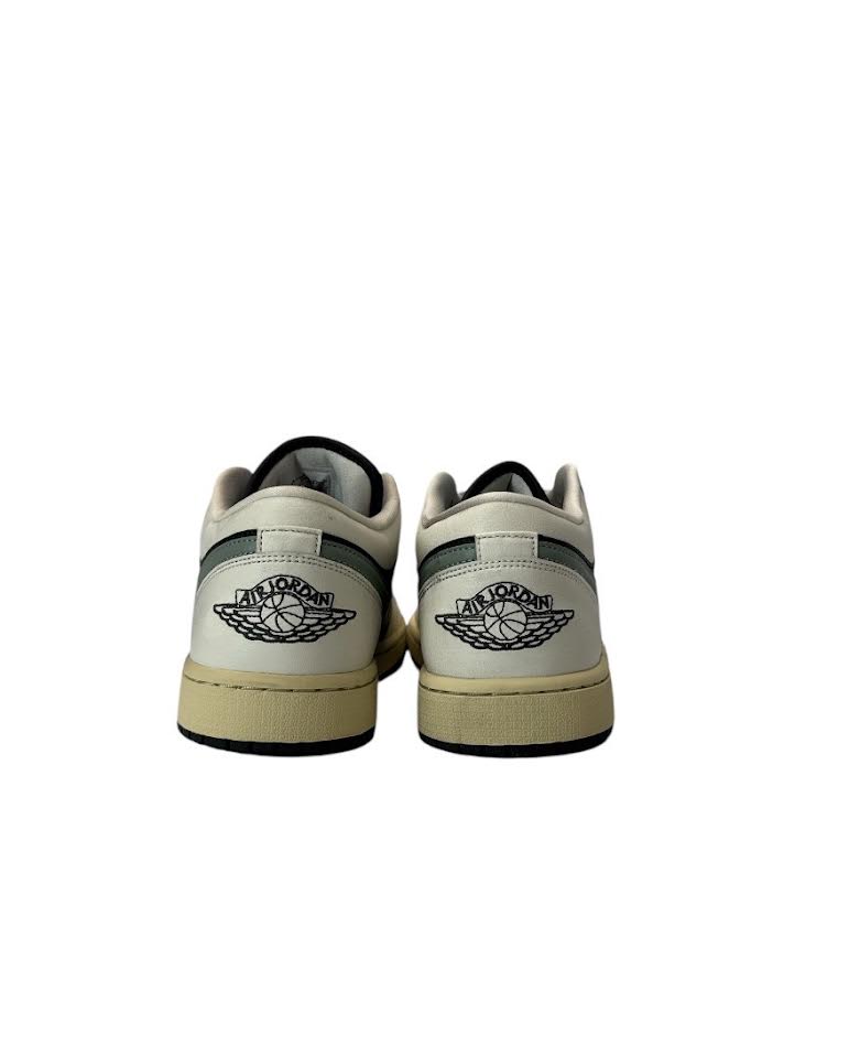 Women’s Air Jordan 1 Low Anthracite Jade Smoke DC0674-001 Size 12