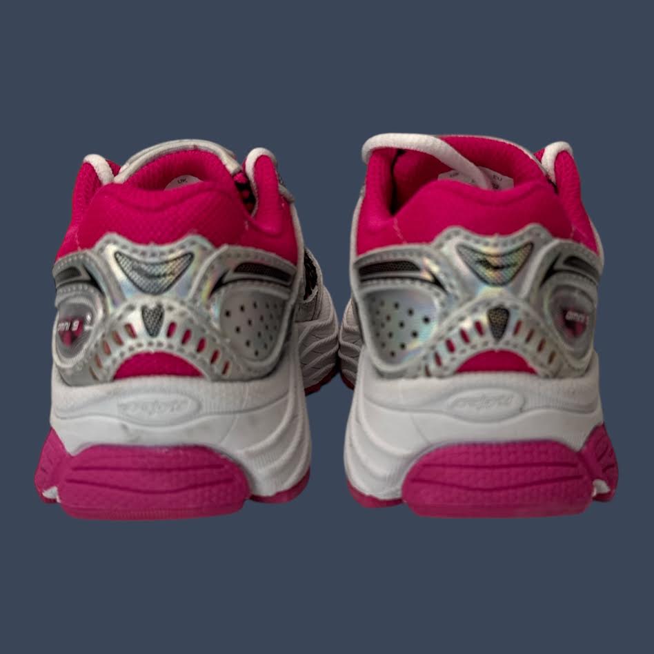 Saucony Omni 9 KDZ Kids Fuchsia/Iridescent – SL268187