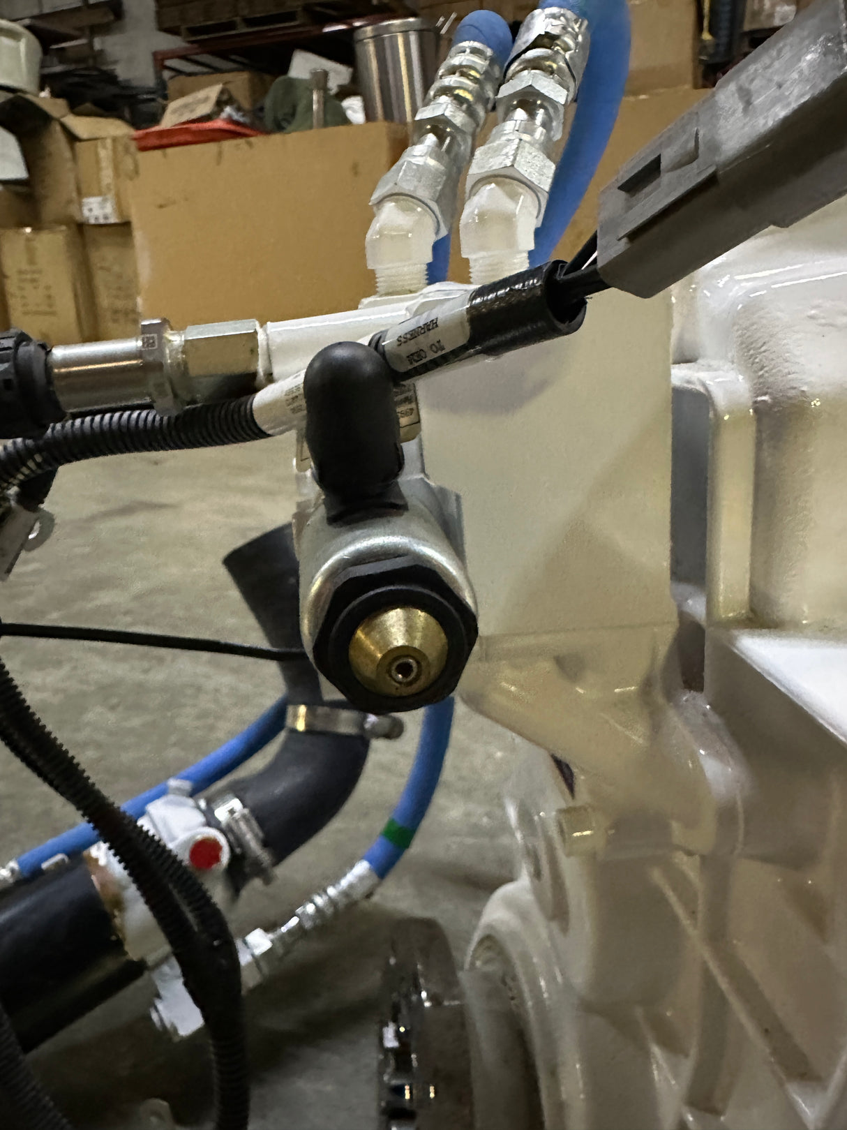 ZF 85 IV Transmission 3323003003 with Gear oil Cooler, Adapter Plate, and Electronic Shifter Valve INCLUDED
