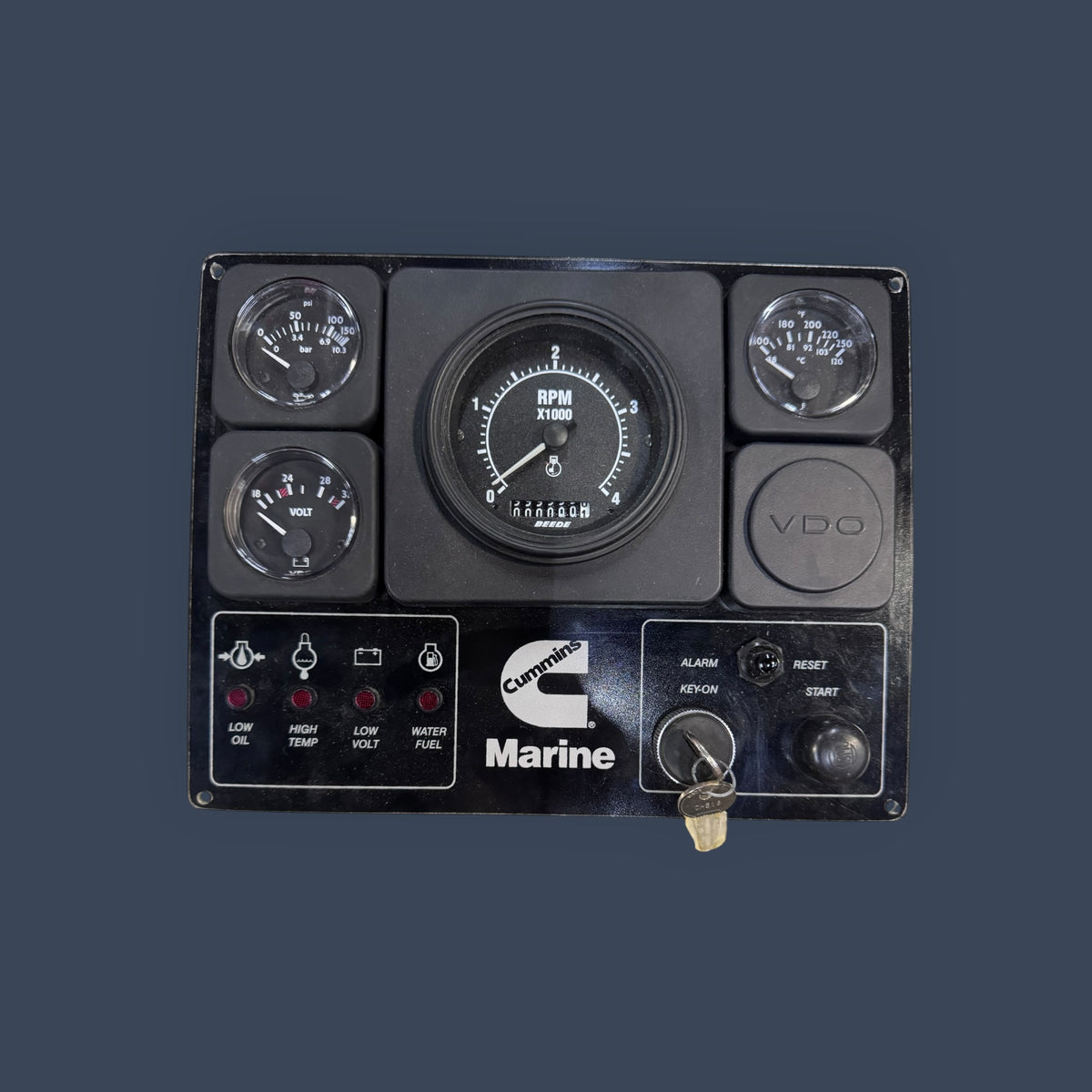 Cummins | 880415012 | OEM 24V Marine Diesel Engine Instrument Panel | Analog Gauges & Ignition Controls