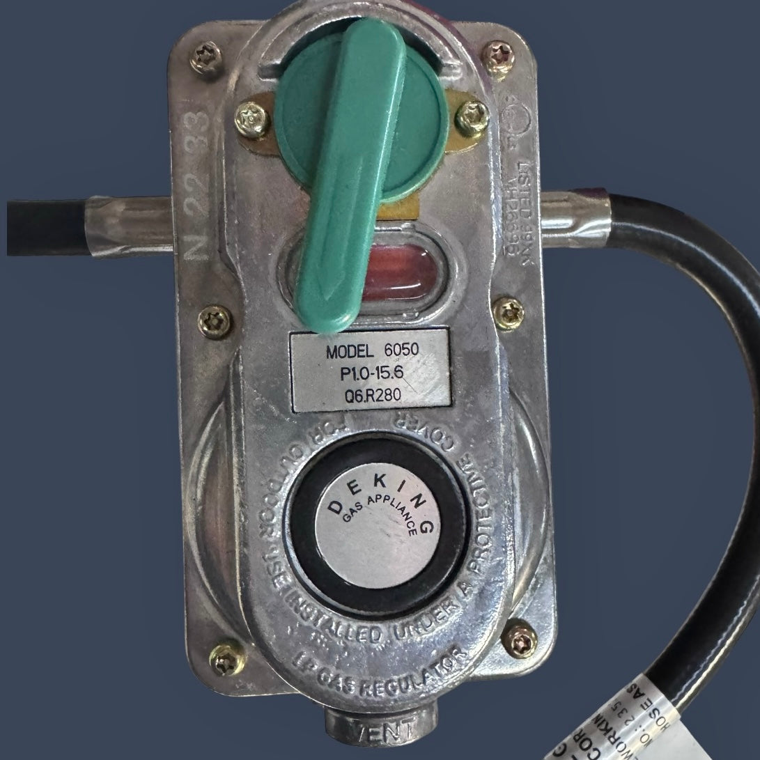 Deking | 6050 | Automatic Changeover Two-Stage LP Propane Gas Regulator for RV Camper