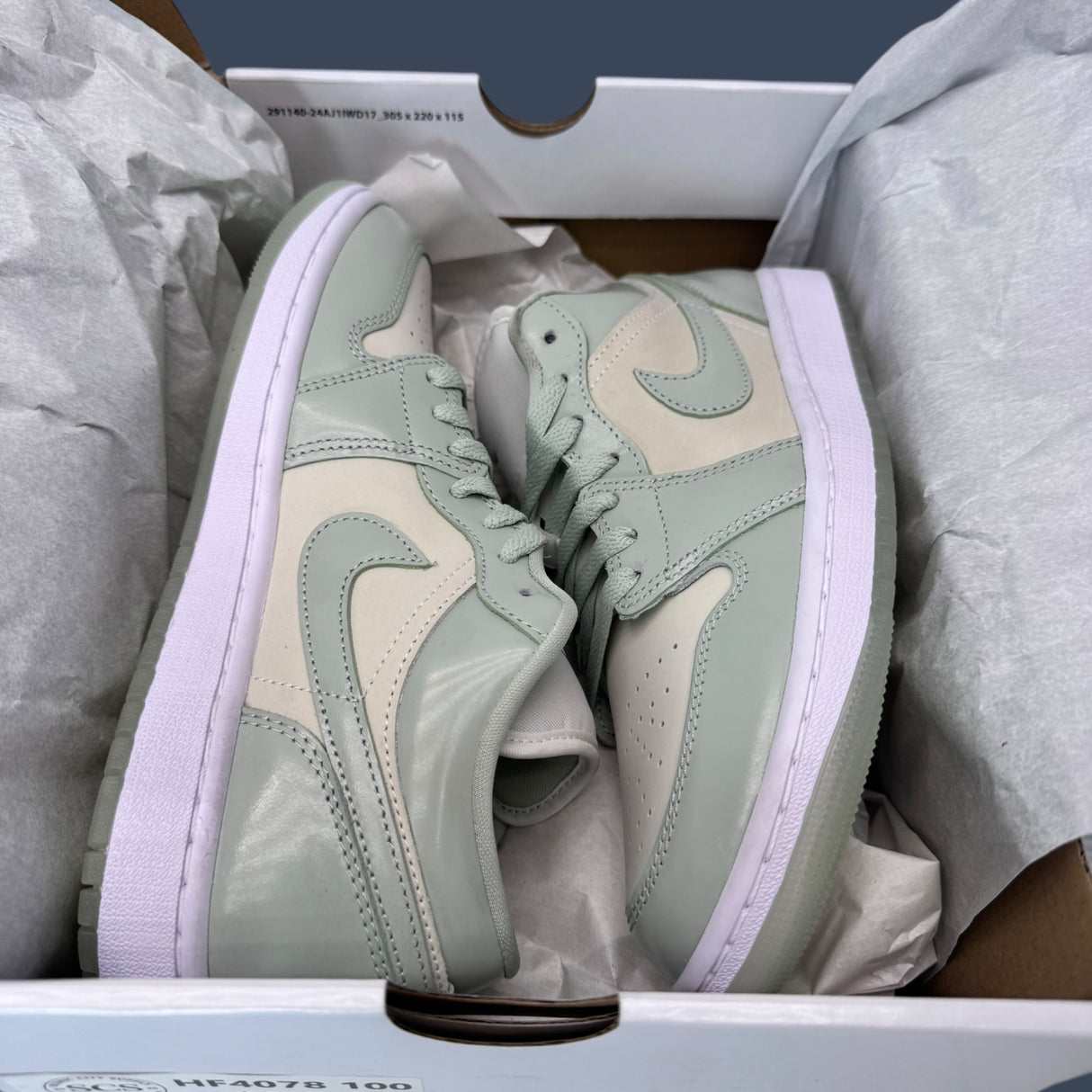 Women’s Air Jordan 1 Low SE Sail/Seafoam – HF4078-100