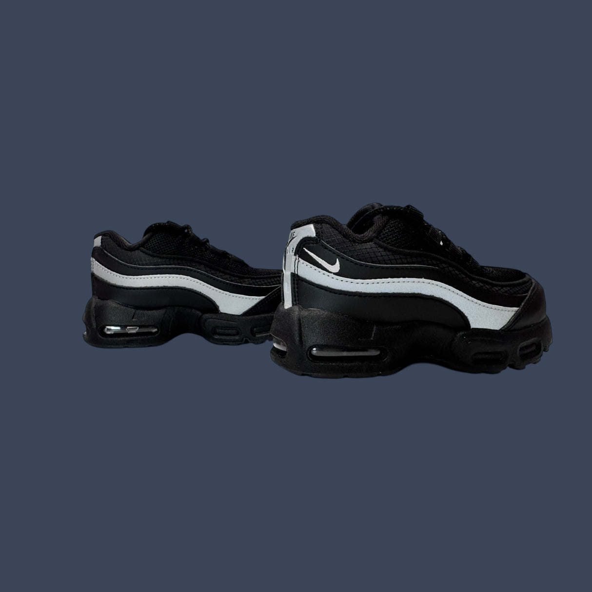 Nike Air Max 95 Recraft GS Black/Metallic Silver – HQ6365-013