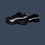 Nike Air Max 95 Recraft GS Black/Metallic Silver – HQ6365-013