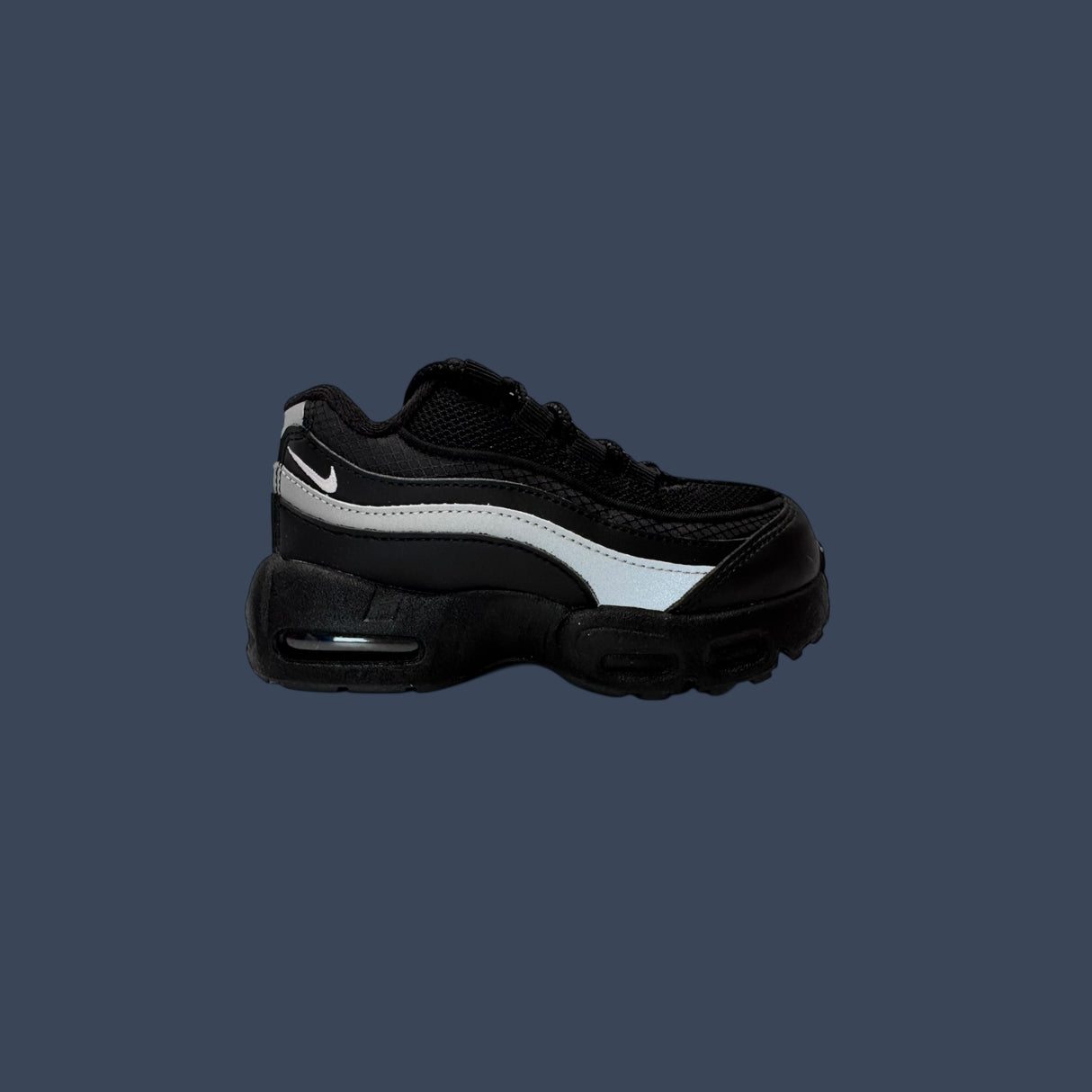 Nike Air Max 95 Recraft GS Black/Metallic Silver – HQ6365-013