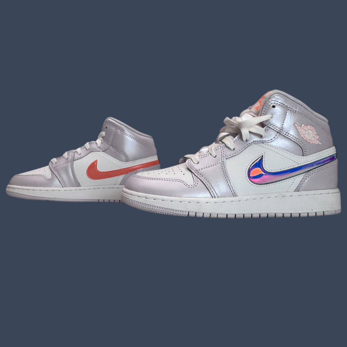Air Jordan 1 Mid Barely Grape/Atomic Pink – IM4419-500