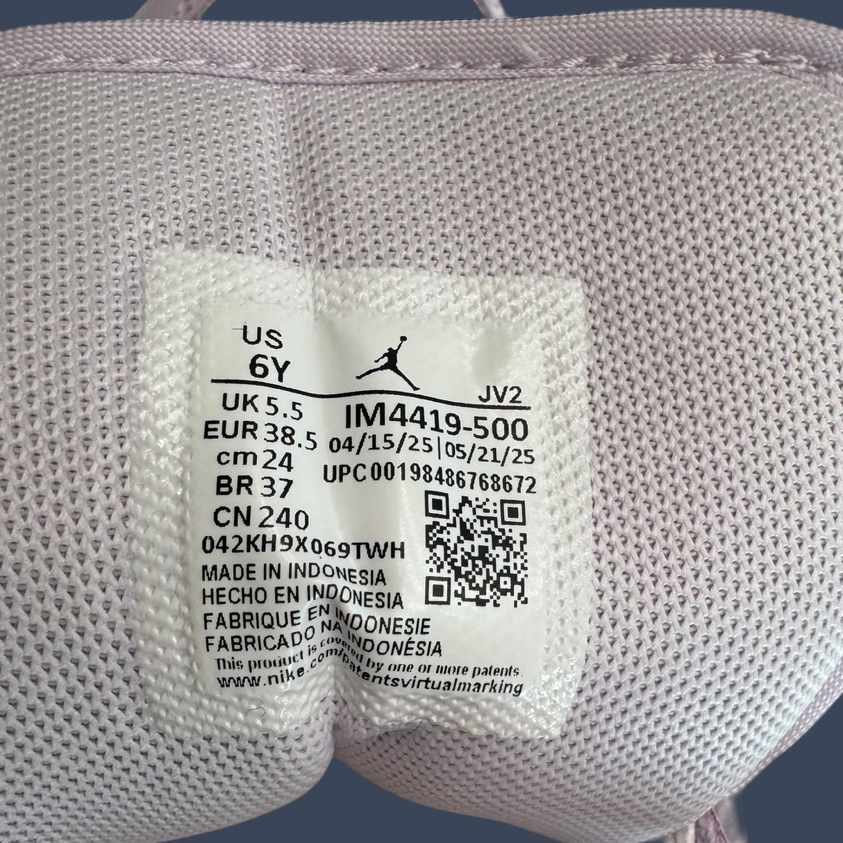 Air Jordan 1 Mid Barely Grape/Atomic Pink – IM4419-500