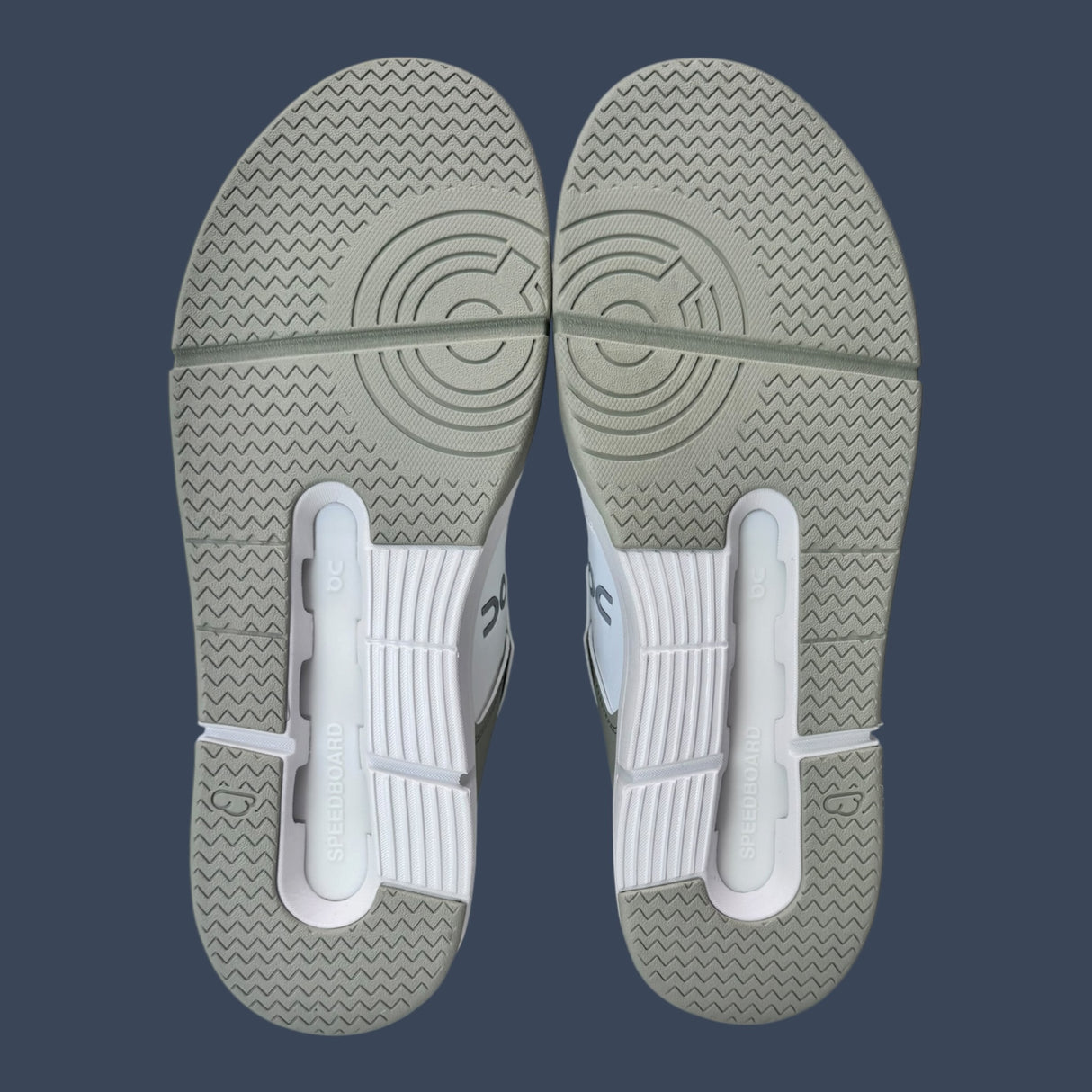 On Cloud |THE ROGER Clubhouse | White/Chalk | Men’s | 3MF10544880