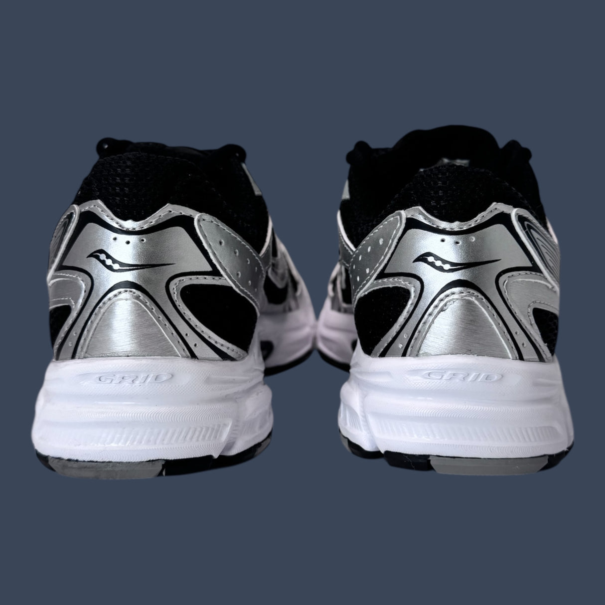 Women's Saucony Ride Millennium Black/Silver