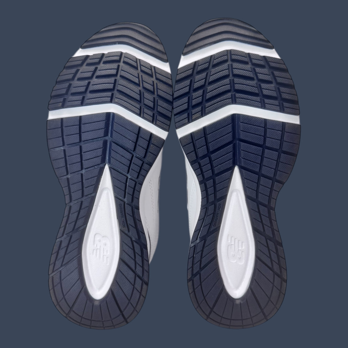 New Balance MX608v5 Training Shoes