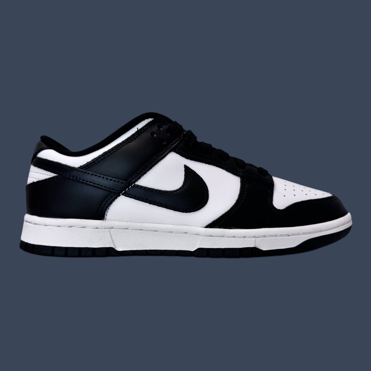 Nike | Dunk Low Retro | White/Black | DD1391-100