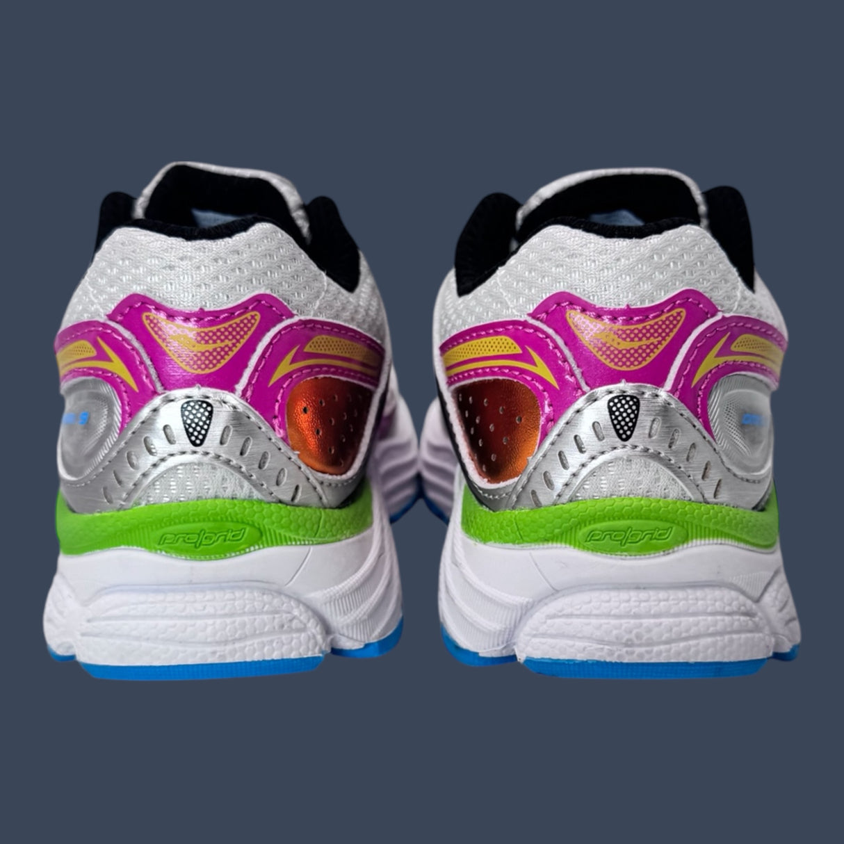 Kids Saucony Omni 9 KDZ SL225C08